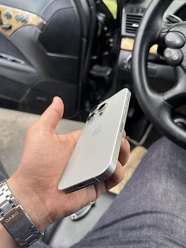 iphone 16 pro 2 el: IPhone 15 Pro, 256 GB, Gümüşü — 2