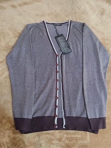 qadın jaketləri: Tezedi M razmerdi hem.qadin hem kisiye olar — 2