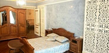 otaq yoldaşı qız: 3 otaqlı, Yeni tikili, 165 kv. m — 3