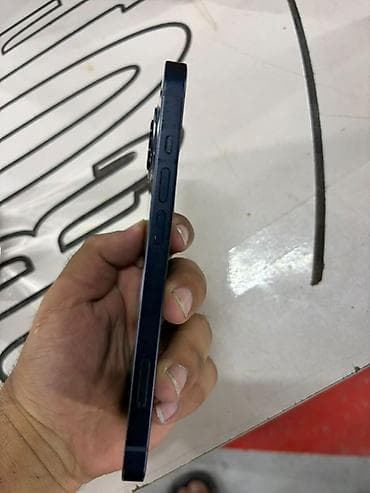 Elektronika: IPhone 13, Midnight, Face ID — 4