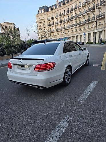 mersedes qapi: Mercedes-Benz E 220: 2.2 l | 2014 il Sedan — 5