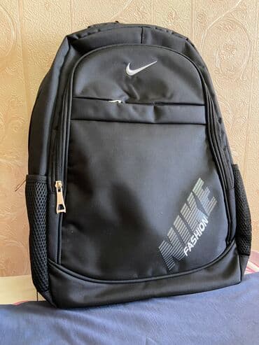 Məktəb çantaları