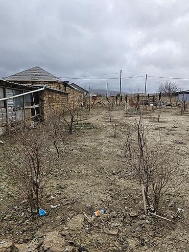 ev alqi satqisi gence: Həyətyanı torpaq sahəsi və tikili Evin yarı hissəsi daş, yarı hissə — 2