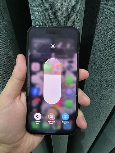 telefonlar işlenmiş: IPhone 15 Pro, 256 GB, Black Titanium, Simsiz şarj, Face ID, Sənədlərlə — 4