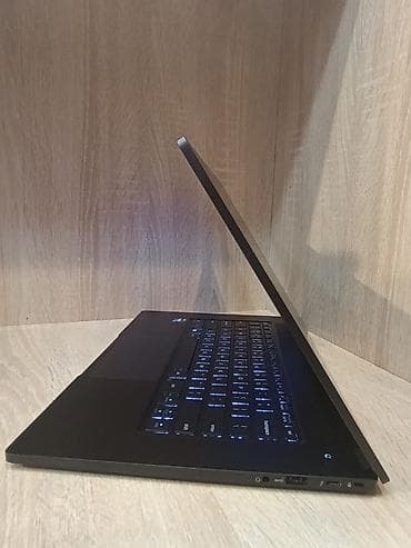 game notebook: Intel NUC NoteBook — 7