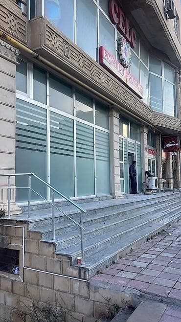 qapi demir qapi seyf qapi: Şüşə səthlər üçün buz vinil Məhsul/xidmət: - Ofis, mağaza vitrinləri — 2
