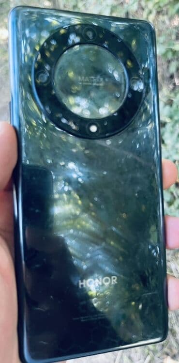 xiaomi civi 1: Honor Magic 5 Pro — 9