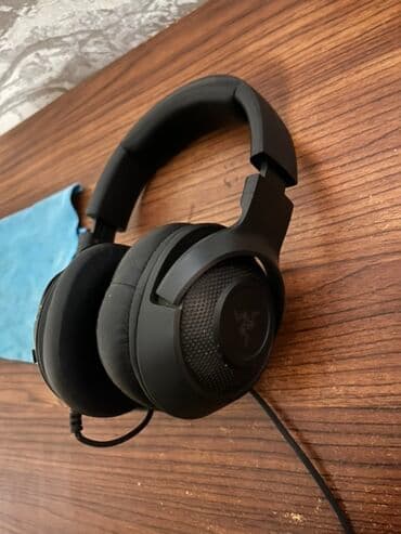 TƏCİLİ SATILIR Razer oyun qulaqlığı Yaxşı vezyetdedir, cemi 2 ay