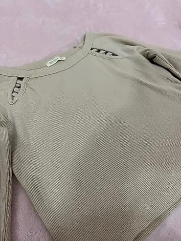 Satilir S razmer — 2