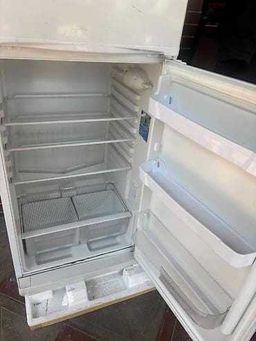 metbext esyalari: İşlənmiş 2 qapılı Indesit Soyuducu Satılır, rəng - Ağ — 3