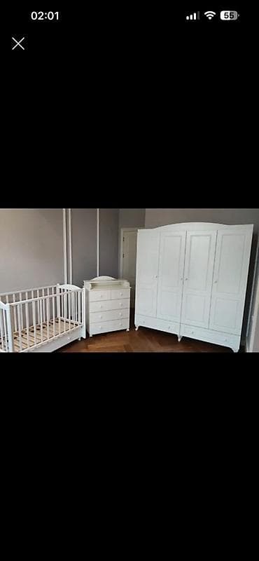 Yeni istifade olunmamish uşaq otağı üçün ağ mebel dəsti Liel markasi