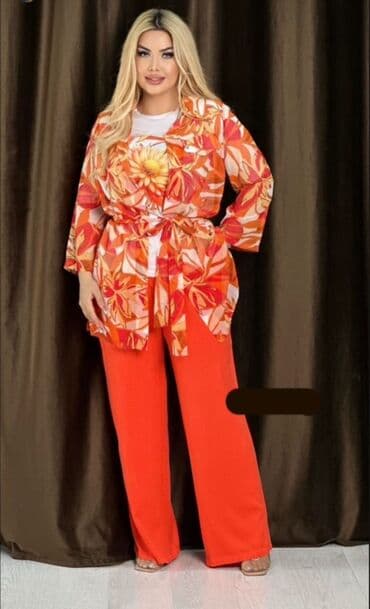 1 dəfə geyilib 100 manata alınıb 42 44 razmerə uyğun 50 manat