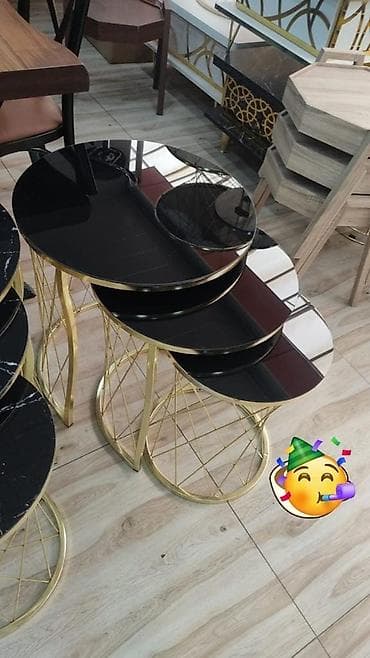 ucuz taxt kravat: Jurnal masası — 1