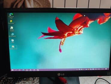 masa üsdü komputer: Masaüstü kompüter komplekti Komplekt: - Sistem bloku: STRIKER korpus — 6