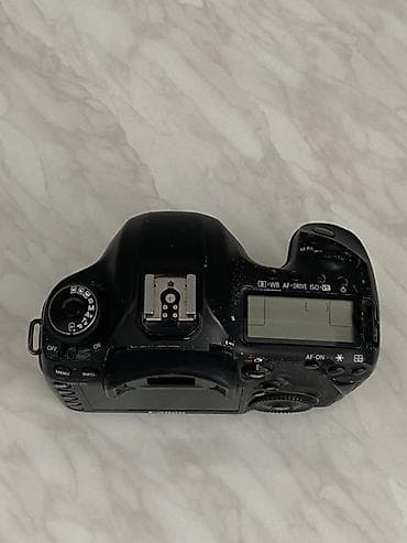 playsation 4: Canon 5D Mark III + 50mm f/1.4 — SATILIR Peşəkar çəkilişlər üçün əla — 3