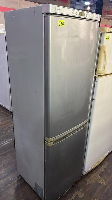 Samsung iki qapılı soyuducu - Rəng: paslanmayan polad (inox) - Üstdə