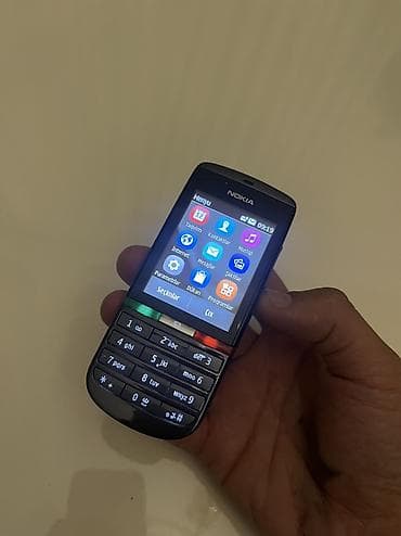 macbook 16 pro: Nokia G300 — 1