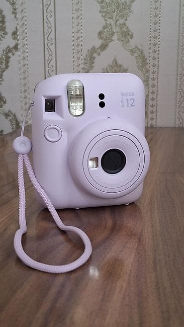 ayfon 14 dubay: Fujifilm Instax mini 12 – lila rəngli instant kamera 1 həftə olar ki — 2