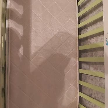 usaq matrasi: Oğlan və qız üçün, İşlənmiş, Dördbucaq, Beşik, Dəstsiz, Matras ilə, Yellənmə mexanizmsiz — 4