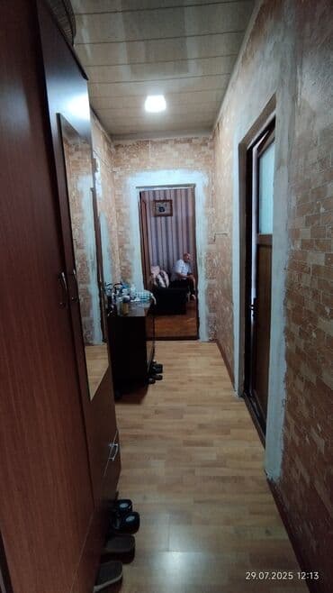 sumqayit 17 mkr: Bakı, Suraxanı, 2 otaqlı, Köhnə tikili, 49 kv. m — 9