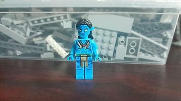 keramet oyuncaq: LEGO minifiqur – mavi dəri tonlu, “Avatar” üslublu Na’vi xarakteri — 1