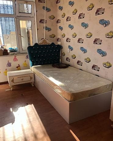 Uşaq mebeli: Carpayi fabrik istehsalidir. 90×200 sandiqli bazalidir. catdirma — 2