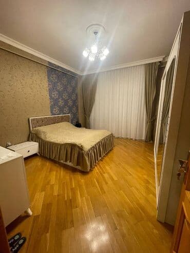 boş ev: 3 otaqlı, Yeni tikili, 144 kv. m — 2