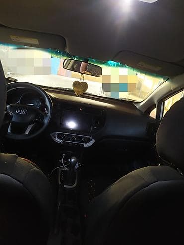kia rio yay: Kia Rio: 1.6 l | 2015 il Sedan — 6