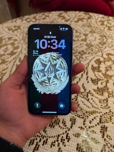 ekran şekilleri: IPhone 13, Голубой, Face ID — 2