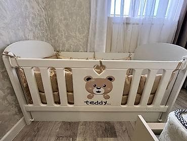beşik yeni: Oğlan və qız üçün, Yeni, Dördbucaq, Beşik, Dəst ilə, Matrassız, Yellənmə mexanizmsiz — 3