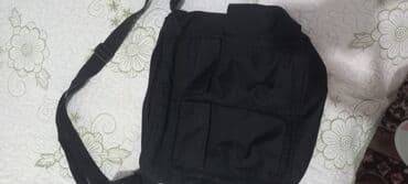 Uniseks çiyin çantası gündəlik istifadə üçün uyğundur. Tənzimlənən lalafo.az -da Uniseks çiyin çantası gündəlik istifadə üçün uyğundur. Tənzimlənən