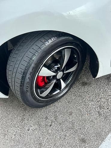 elantra led: Hyundai Elantra (MD) sedan – ağ rəng. Xarici və texniki — 4