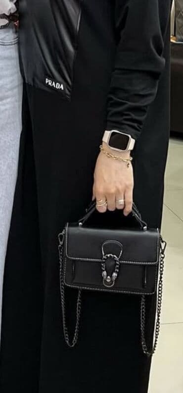 qız cantaları: Çiyin çantası, İşlənmiş — 1