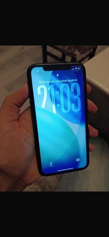 iphone 15 pro max baki: IPhone 11, Qara, Face ID — 2
