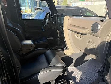 Jeep Wrangler: 3.8 l | 2010 il 118000 km Ofrouder/SUV — 4