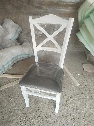 seki halvasi: Mətbəx üçün, Açılmayan, Dördbucaq masa, 4 stul — 2