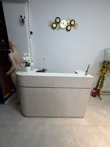 İstehsal avadanlığı: Magaza uchun vitrinler,resepshin,stol stullar,3boyuk maneken,8 balaca — 5