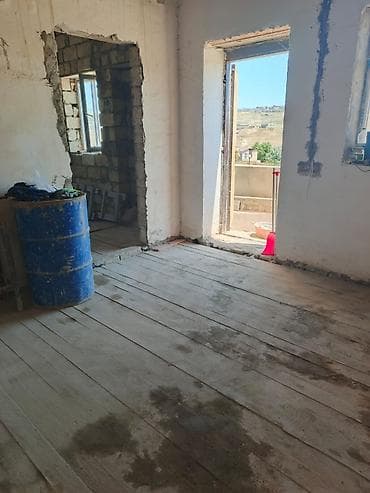 hazir ev: 2 otaqlı, 45 kv. m, Kredit var, Orta təmir — 5