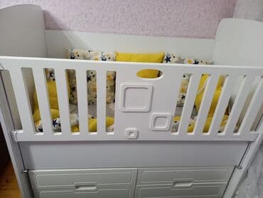 кровать трансформер: Для девочки и мальчика, Четырехугольная, Колыбель, С бортиками, С матрасом, С механизмом качания — 2