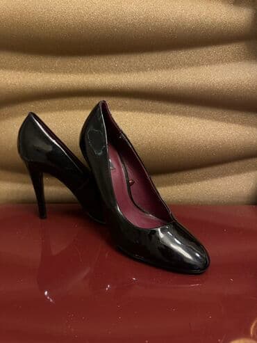 школьные туфли: Туфли, Zara, Размер: 40, цвет - Черный, Б/у — 1