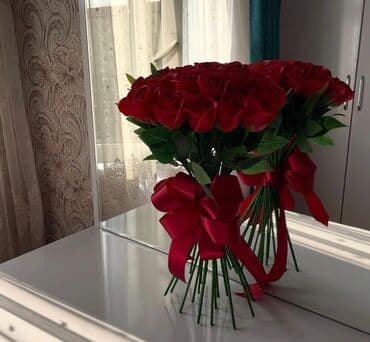 Qırmızı qızılgül buketi