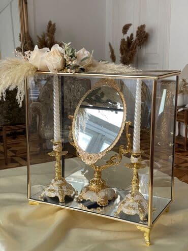 Toy paltarları: Güzgü şamdan destı 1 eded son öz qiymetıne 
100 man — 5