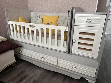 qız ucun dolab: Oğlan və qız üçün, İşlənmiş, Dördbucaq, Beşik, Dəst ilə, Matras ilə, Yellənmə mexanizmsiz — 2