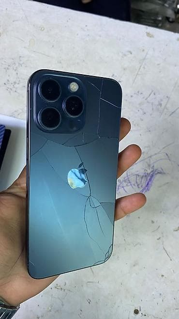 12 pro mini iphone: IPhone 15 Pro Max, 256 GB, Black Titanium — 4
