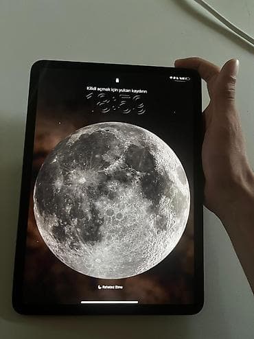 samsung s6 lite: İşlənmiş Apple iPad 8 (2020), 12,9", 256 GB, Ünvandan götürmə — 3