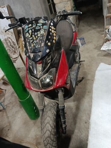 Мопеды, скутеры: - GRANR MO, 150 см3, 14000 км — 2