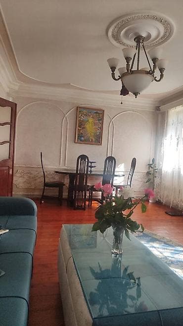 sabirabad satilan evler: Bakı, Bakıxanov qəs., 4 otaqlı, Köhnə tikili, 110 kv. m — 3