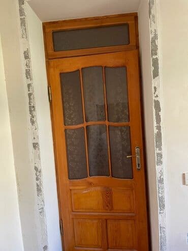 Chery: TECİLİ SATILIR COX ÜCÜZ SATILIR.Taxta otaq qapıları dəsti:Temiz — 5