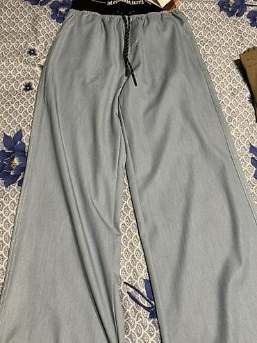 Geniş kəsimli rahat şalvar - Rəng: açıq mavi (denim effekti) - Model