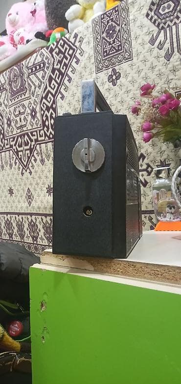 m audio: VEF 202 portativ radioqəbuledici - Klassik sovet modeli, üzərində — 3